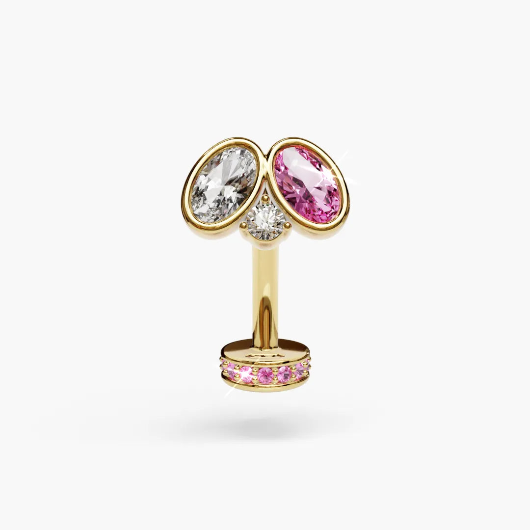 The Toi et Moi Pink Lady Lab Sapphire belly ring in 18k yellow gold, shown with the fourteen-stone pavé disk